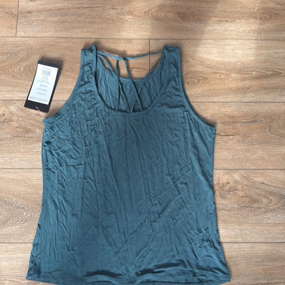 Vie Active Tally Tank - Picture 3 of 3